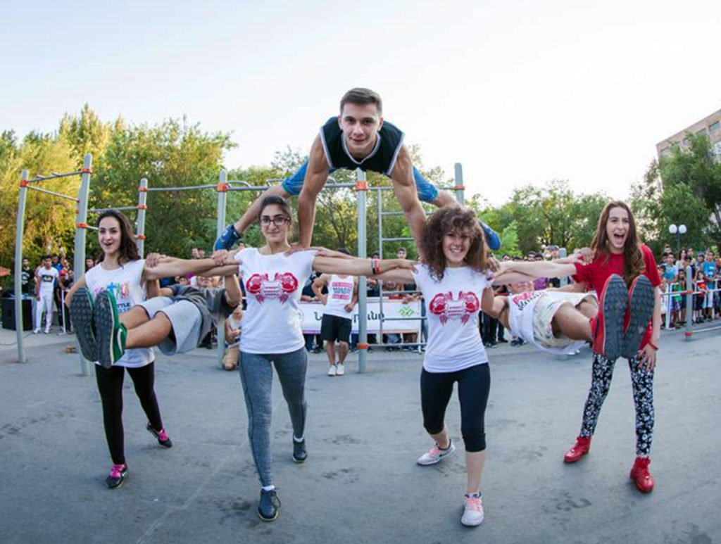 street-workout-scene